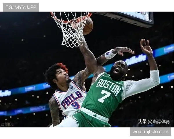 VJ-艾奇库姆30+10创最年轻纪录 76人新星闪耀季后赛